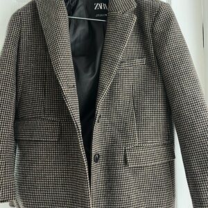 Zara Men's Black and White Blazer